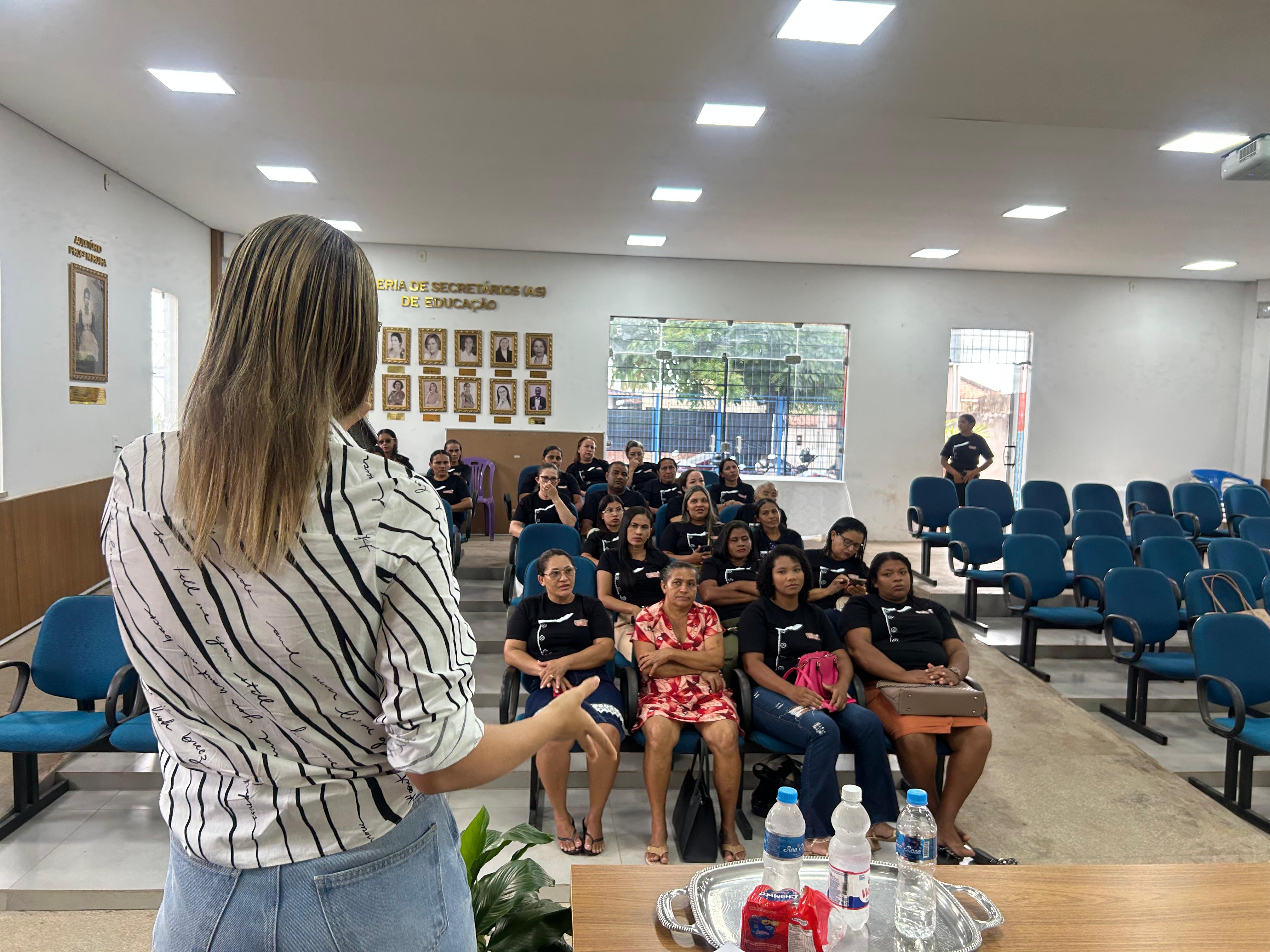 Assistência e Capacitação