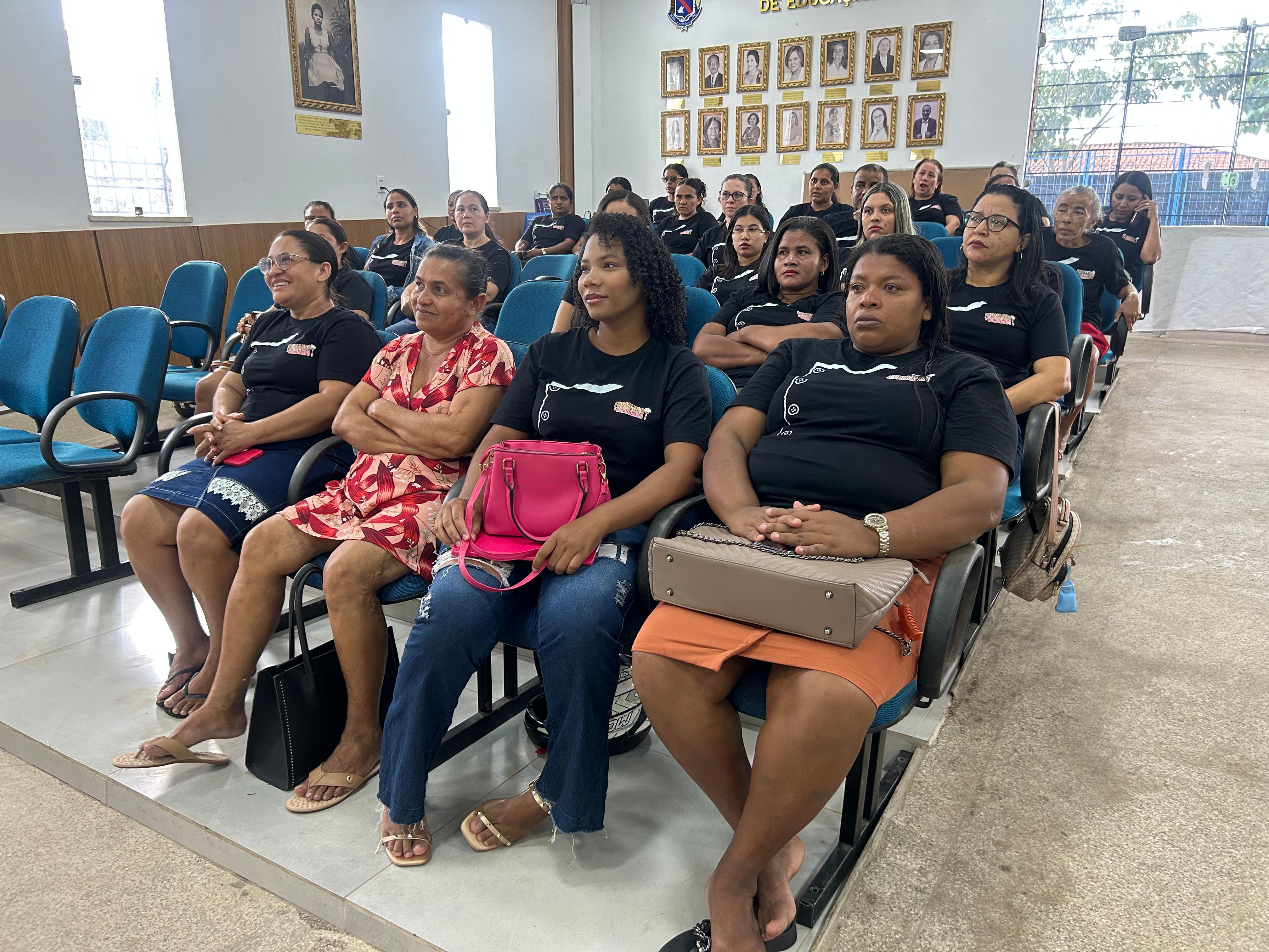 Assistência e Capacitação